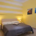Apartment Tecla House