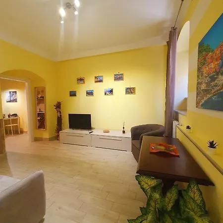 Tecla House * La Spezia